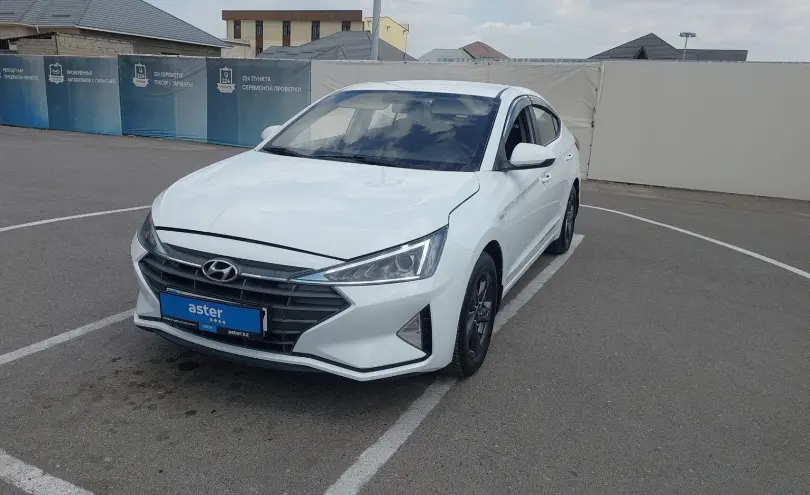 Hyundai Elantra 2019 года за 7 500 000 тг. в Шымкент