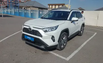 Toyota RAV4 2019 года за 13 500 000 тг. в Шымкент фото 1