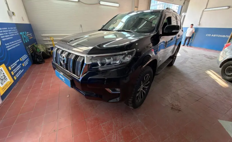 Toyota Land Cruiser 2011 года за 11 600 000 тг. в Астана