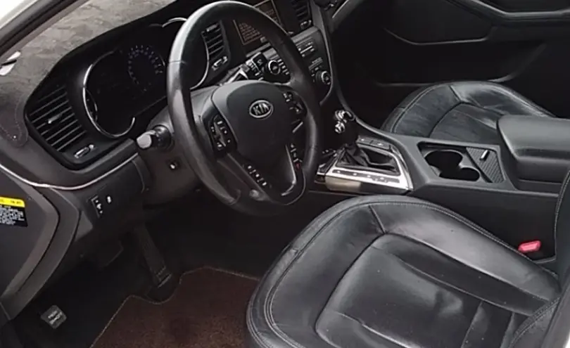 Kia K5 2012 года за 7 500 000 тг. в Алматы фото 5