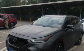 Toyota Highlander 2022 года за 20 000 000 тг. в Алматы фото 1