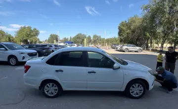 LADA (ВАЗ) Granta 2020 года за 4 000 000 тг. в Актобе фото 4