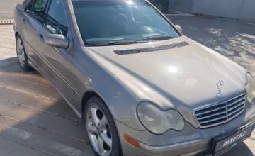 Mercedes-Benz C-Класс 2005 года за 2 500 000 тг. в Уральск фото 3