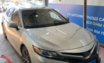 Toyota Camry 2018 года за 11 000 000 тг. в Астана фото 3