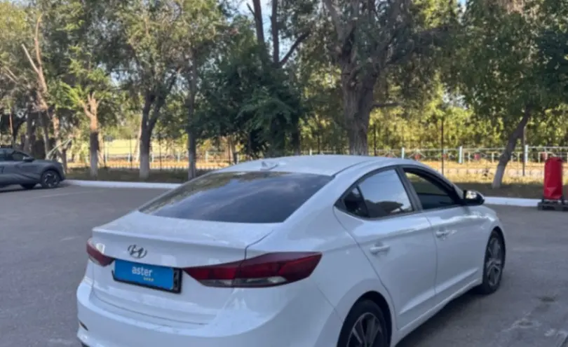 Hyundai Elantra 2017 года за 5 300 000 тг. в Актобе фото 5