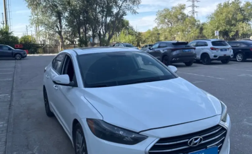 Hyundai Elantra 2017 года за 5 300 000 тг. в Актобе фото 3