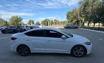 Hyundai Elantra 2017 года за 5 300 000 тг. в Актобе фото 4