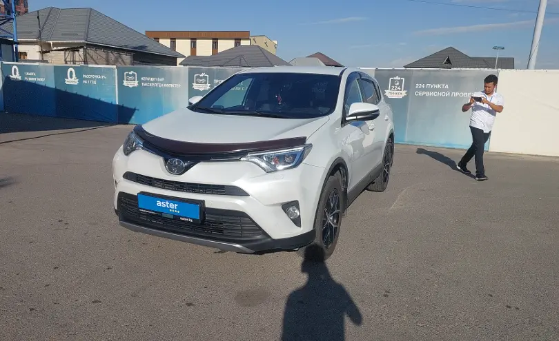 Toyota RAV4 2019 года за 10 000 000 тг. в Шымкент