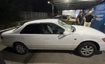 Toyota Camry 2000 года за 3 000 000 тг. в Усть-Каменогорск фото 4