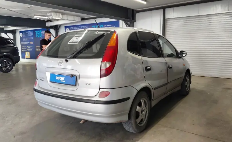 Nissan Almera Tino 2001 года за 2 000 000 тг. в Астана фото 3