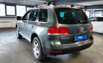 Volkswagen Touareg 2007 года за 6 400 000 тг. в Астана фото 4