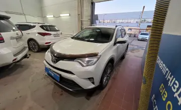 Toyota RAV4 2017 года за 11 000 000 тг. в Астана фото 1