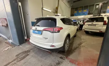 Toyota RAV4 2017 года за 11 000 000 тг. в Астана