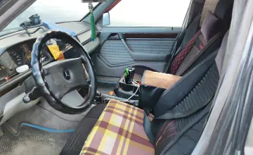 Mercedes-Benz W124 1990 года за 1 500 000 тг. в Астана фото 5