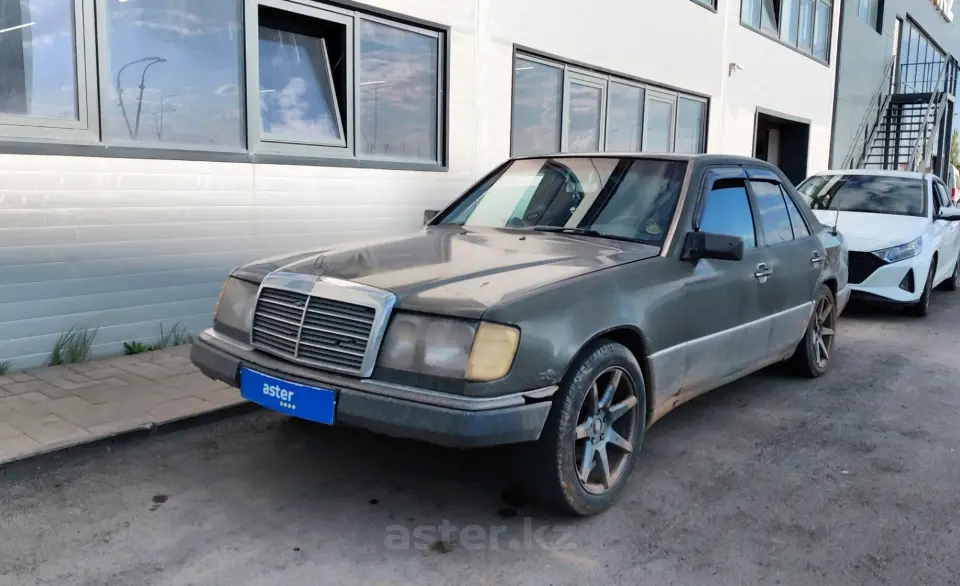 Mercedes-Benz W124 1990 года за 1 500 000 тг. в Астана