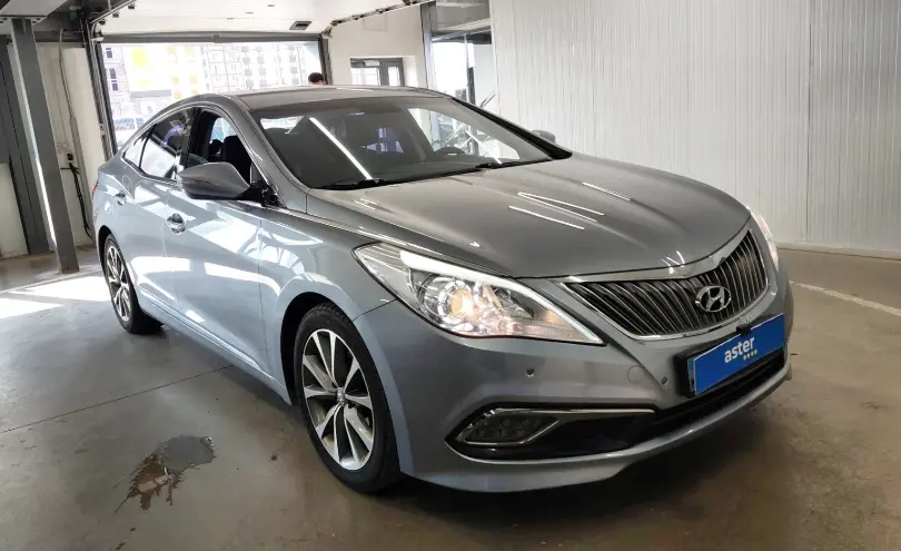 Hyundai Grandeur 2015 года за 8 800 000 тг. в Астана фото 2