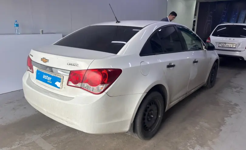 Chevrolet Cruze 2011 года за 2 500 000 тг. в Павлодар фото 5