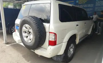 Nissan Patrol 2001 года за 8 000 000 тг. в Алматы