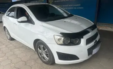 Chevrolet Aveo 2014 года за 2 300 000 тг. в Караганда фото 3