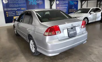 Honda Civic 2004 года за 2 500 000 тг. в Астана фото 4