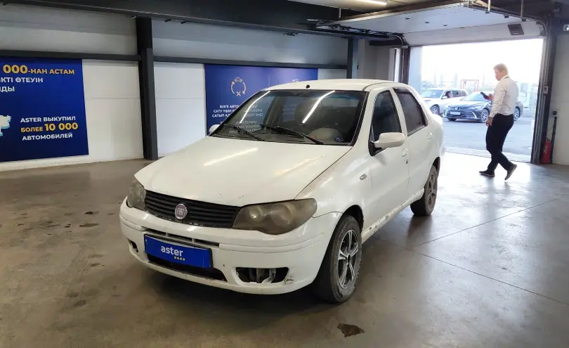 Fiat Albea 2011 года за 1 000 000 тг. в Астана