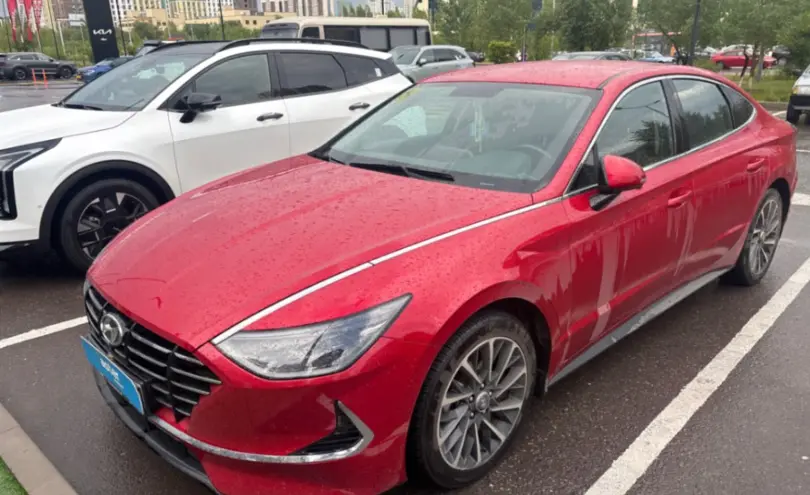 Hyundai Sonata 2020 года за 10 500 000 тг. в Астана