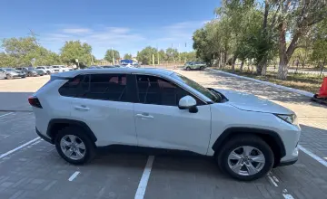 Toyota RAV4 2024 года за 15 000 000 тг. в Актобе фото 4