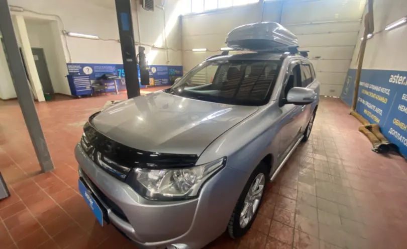 Mitsubishi Outlander 2013 года за 6 900 000 тг. в Астана