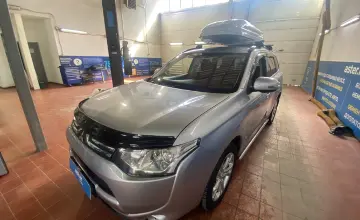 Mitsubishi Outlander 2013 года за 6 900 000 тг. в Астана фото 1