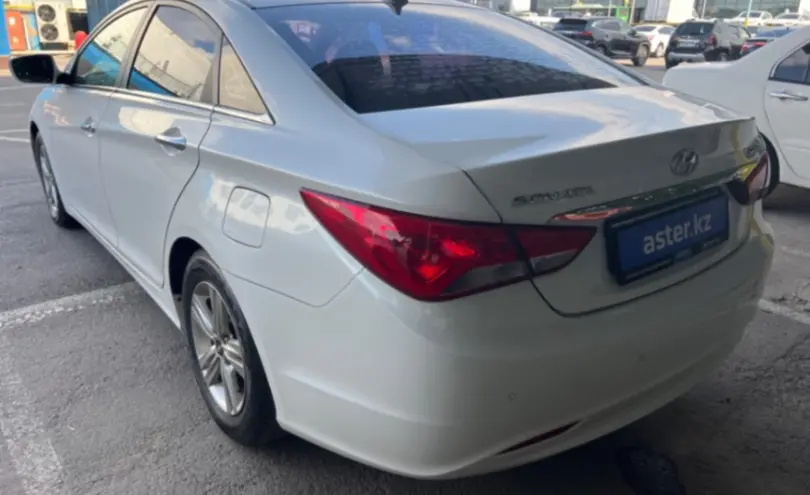 Hyundai Sonata 2013 года за 7 000 000 тг. в Алматы фото 4