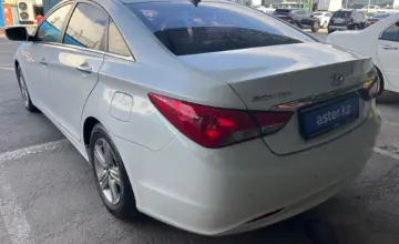 Hyundai Sonata 2013 года за 7 000 000 тг. в Алматы фото 4