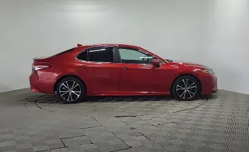 Toyota Camry 2019 года за 10 000 000 тг. в Алматы фото 4