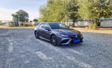 Toyota Camry 2022 года за 9 790 000 тг. в Талдыкорган фото 3