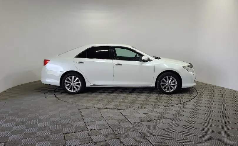 Toyota Camry 2014 года за 6 200 000 тг. в Алматы фото 4