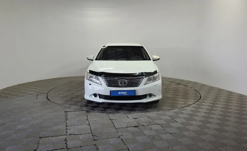 Toyota Camry 2014 года за 6 200 000 тг. в Алматы фото 2