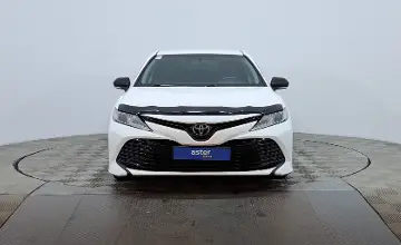 Toyota Camry 2018 года за 9 190 000 тг. в Астана фото 2