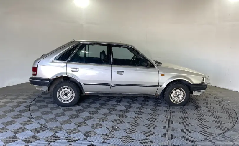 Mazda 323 1989 года за 350 000 тг. в Павлодар фото 4