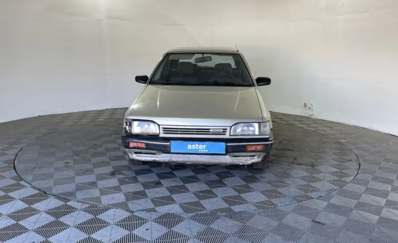 Mazda 323 1989 года за 350 000 тг. в Павлодар фото 2