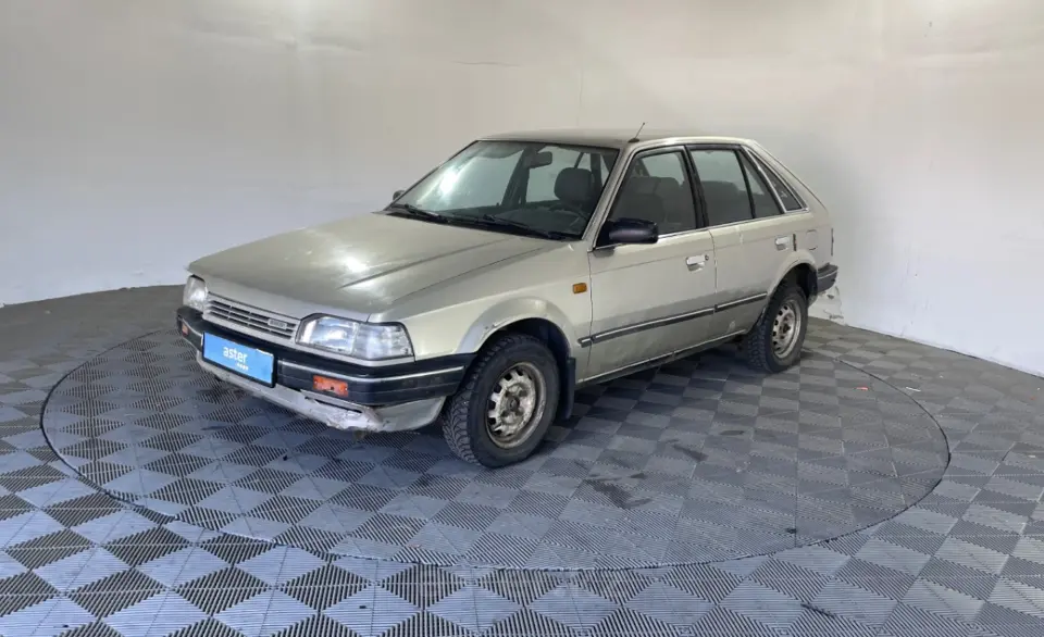 1989 Mazda 323