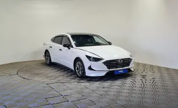 Hyundai Sonata 2021 года за 9 990 000 тг. в Алматы фото 3