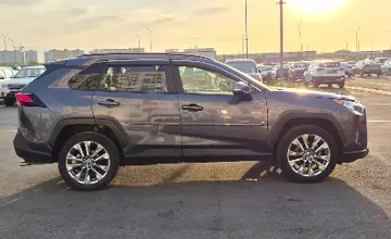Toyota RAV4 2019 года за 11 790 000 тг. в Алматы фото 4