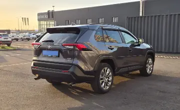 Toyota RAV4 2019 года за 11 790 000 тг. в Алматы
