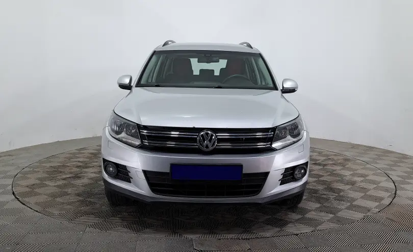Volkswagen Tiguan 2015 года за 5 590 000 тг. в Алматы фото 2