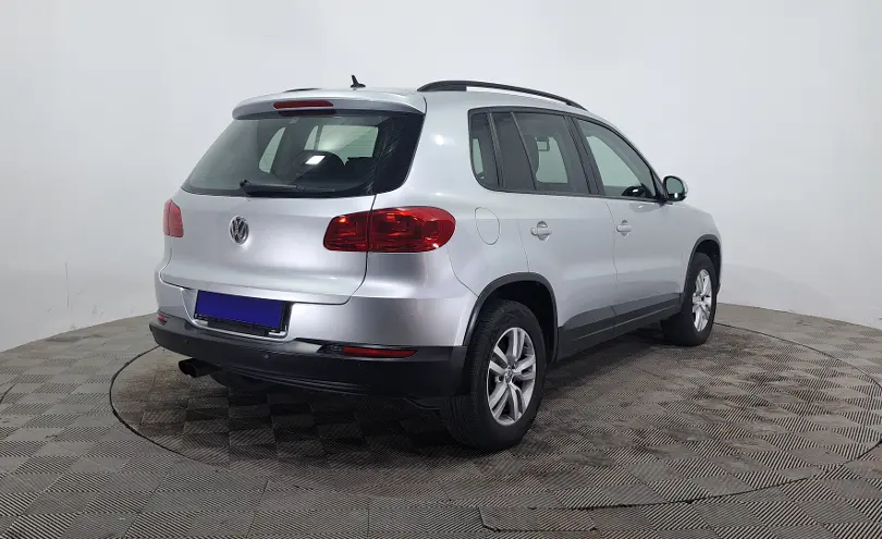 Volkswagen Tiguan 2015 года за 5 590 000 тг. в Алматы фото 5