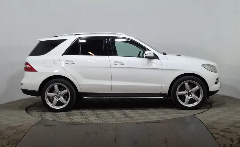 Mercedes-Benz M-Класс 2013 года за 11 540 000 тг. в Астана фото 4
