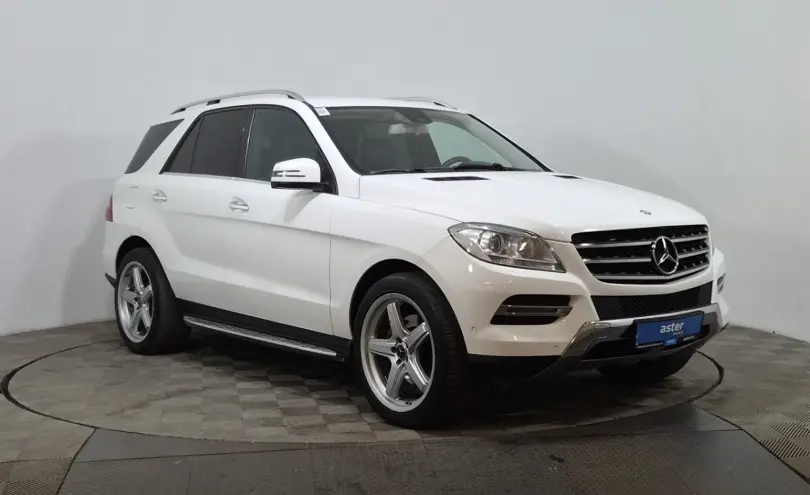 Mercedes-Benz M-Класс 2013 года за 11 540 000 тг. в Астана фото 3