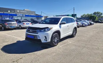 Toyota Highlander 2017 года за 16 500 000 тг. в Талдыкорган фото 1