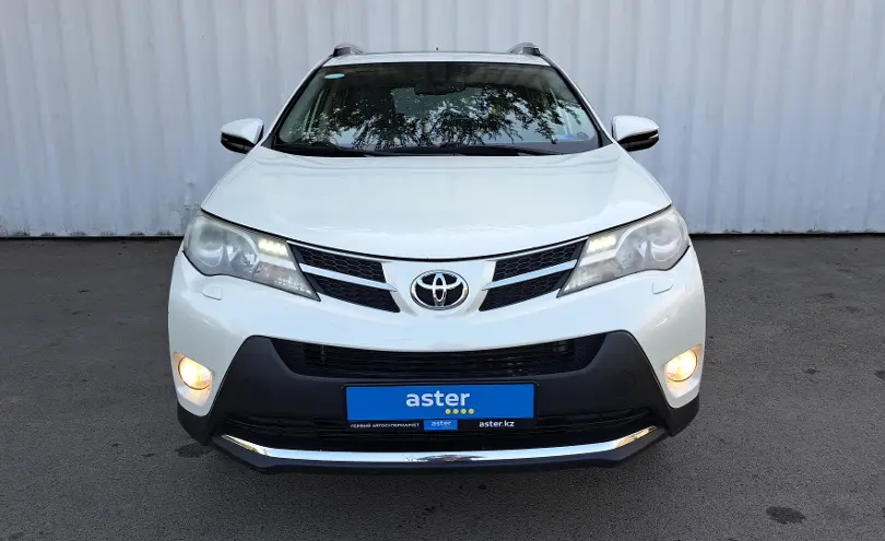 Toyota RAV4 2013 года за 8 570 000 тг. в Алматы фото 2