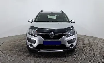 Renault Sandero 2015 года за 3 590 000 тг. в Астана фото 2