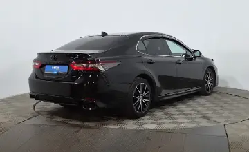 Toyota Camry 2022 года за 12 390 000 тг. в Астана